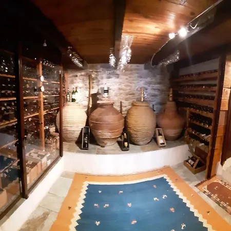 1870 Wine Cellar * Makrinítsa